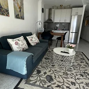  Apartment Sunny Tanife By Yumbo
